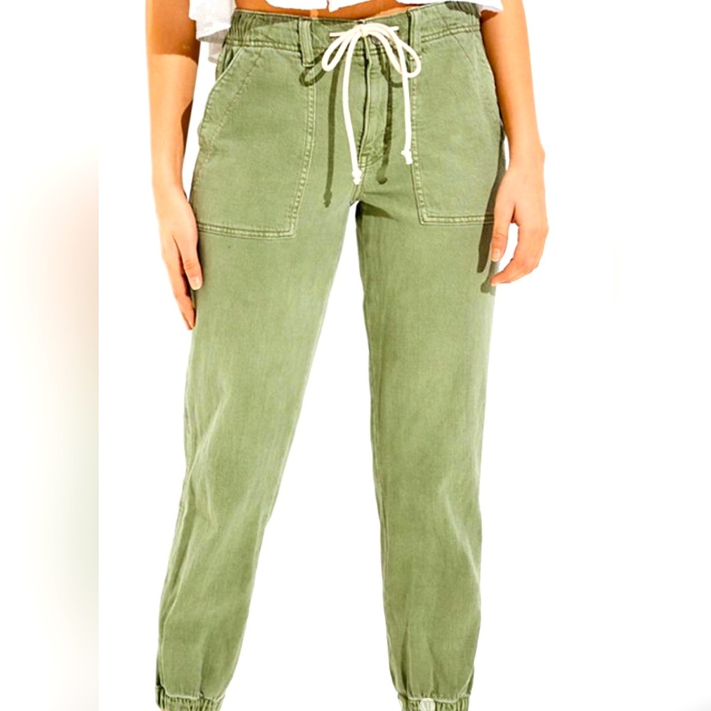 NWT American Eagle Tomgirl Jogger